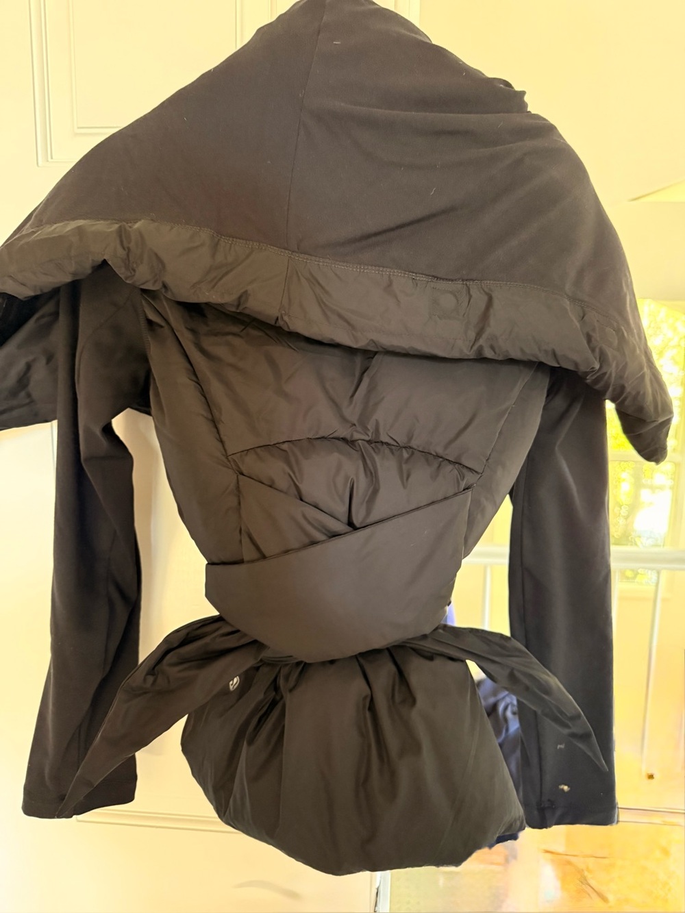 Lululemon Hooded Insulated Wrap Jacket | Multi-Way Wear | Goose Down | Black | S
